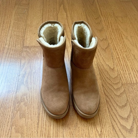 UGG Corey II boots in cognac - Picture 2 of 5